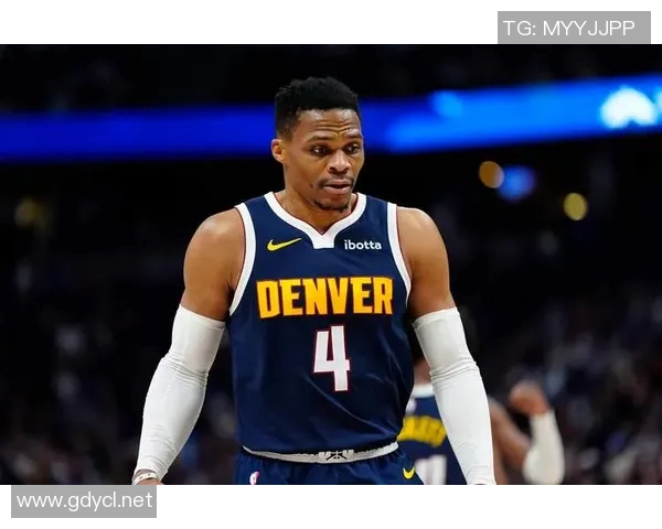 生涯第七队！美媒调侃威少集齐彩虹球衣