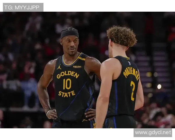 勇士123-127开拓者 球员评价：2人优秀，2人及格，6人低迷