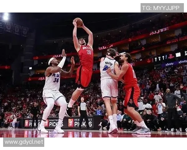 平森:若能得到欧文 火箭该毫不犹豫送出阿门 甚至申京也可以考虑 平森:若能得到欧文 火箭该毫不犹豫送出阿门 甚至申京也可以考虑