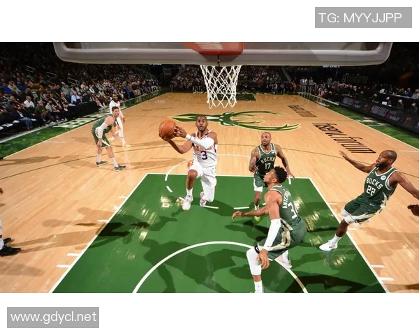 雄鹿惨败猛龙，字母哥孤军奋战难救主